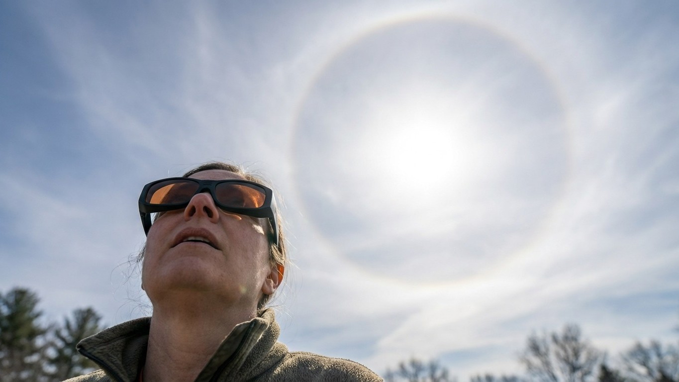 Halo solaire : danger pour les yeux, précautions et comment l’observer
